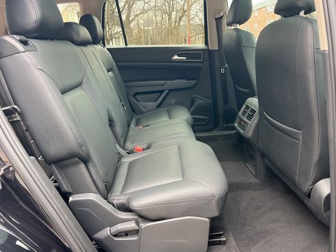 Used 2018 Volkswagen Atlas Launch Edition image 23