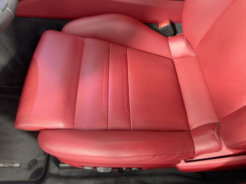 Certified 2022 Porsche Panamera image 14