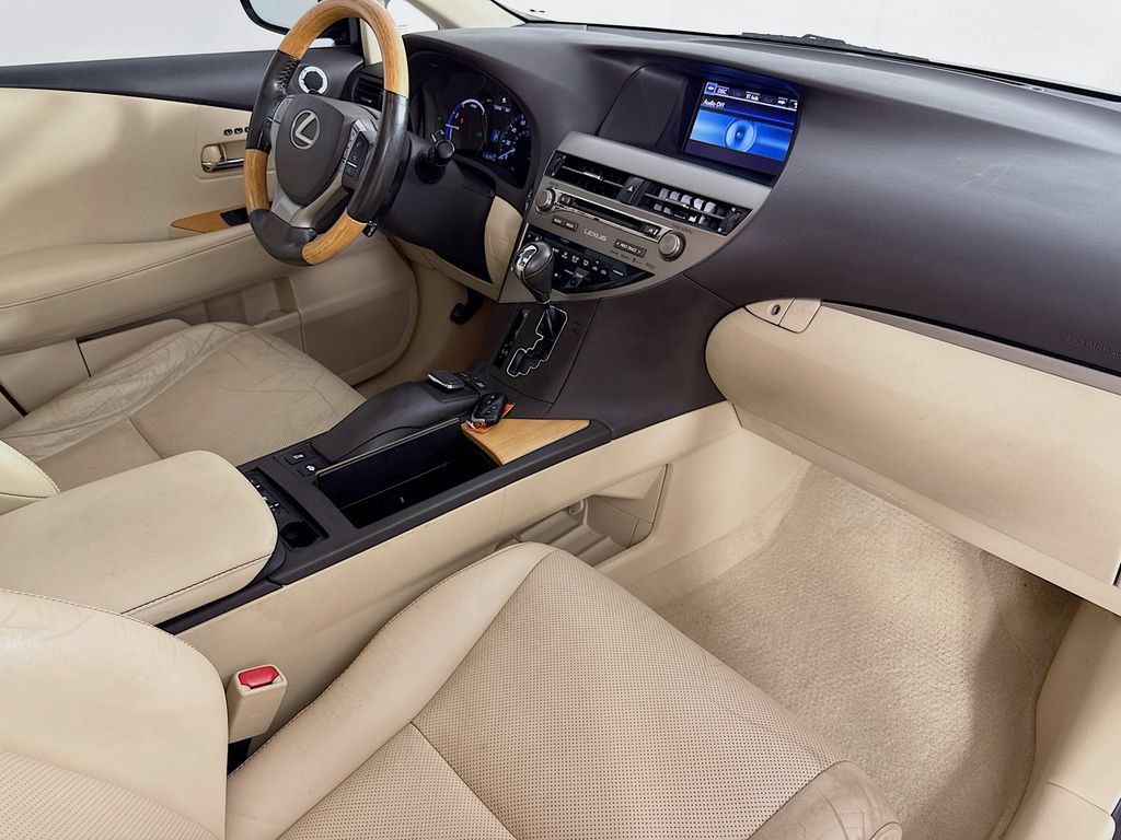 Used 2015 Lexus RX 450h FWD image 38