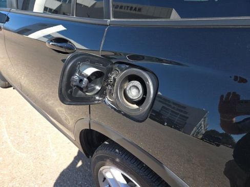 Used 2025 Honda Passport EX-L image 19