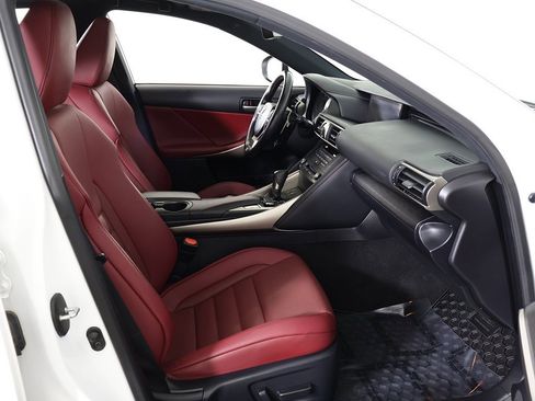 Used 2019 Lexus IS 300 F Sport image 34