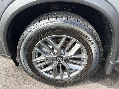 Used 2021 Nissan Rogue S FWD image 16