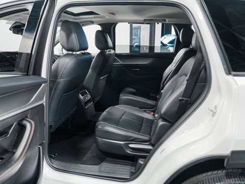 Used 2024 MAZDA CX-90 3.3 Turbo w/ Preferred Plus image 33