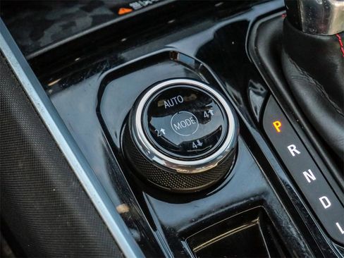 Used 2024 Chevrolet Colorado Z71 w/ Z71 Convenience Package 2 image 27