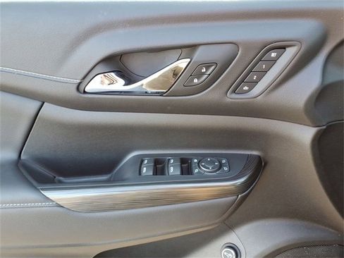 Certified 2023 GMC Acadia SLT w/ Elevation Edition image 23