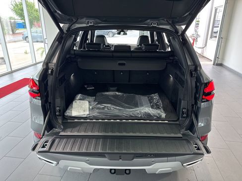 New 2026 BMW X5 xDrive50e w/ Executive Package AWD/4WD image 9
