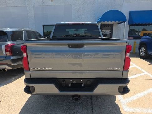 Used 2021 Chevrolet Silverado 1500 Custom AWD/4WD image 4