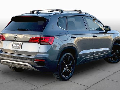 Used 2024 Volkswagen Taos SE FWD image 13