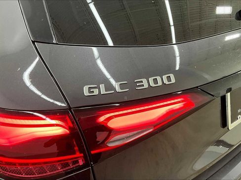 New 2025 Mercedes-Benz GLC 300 image 15