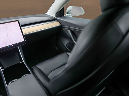 Used 2018 Tesla Model 3 Long Range image 25