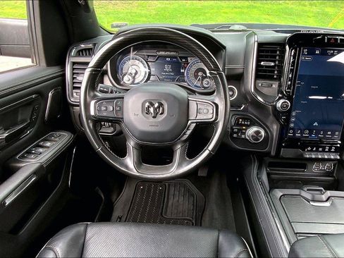 Used 2022 RAM 1500 Limited w/ Night Edition AWD/4WD image 5