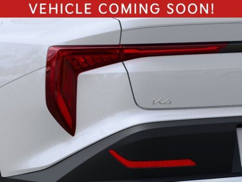 New 2026 Kia K4 FWD image 11