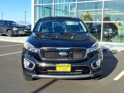 Used 2017 Kia Sorento EX image 6