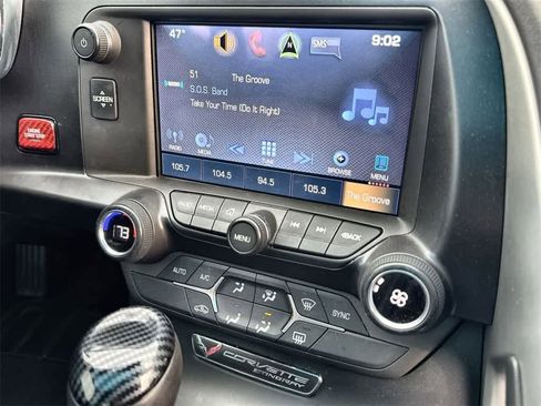 Used 2019 Chevrolet Corvette Stingray Coupe w/ 1LT image 17