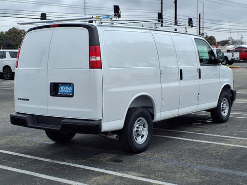 New 2025 Chevrolet Express 2500 w/ Driver Convenience Package image 4