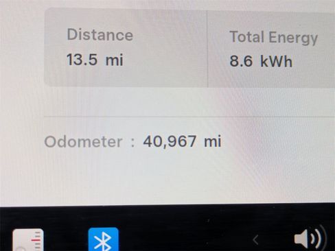 Used 2022 Tesla Model Y Performance image 30