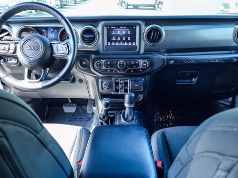 Used 2021 Jeep Wrangler Unlimited Sport AWD/4WD image 6