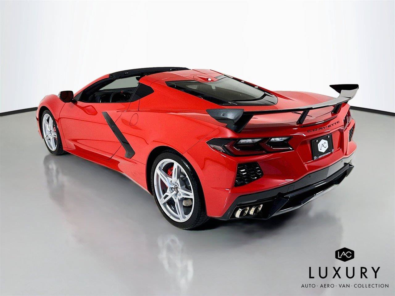 Used 2025 Chevrolet Corvette Stingray Coupe w/ 1LT RWD image 7