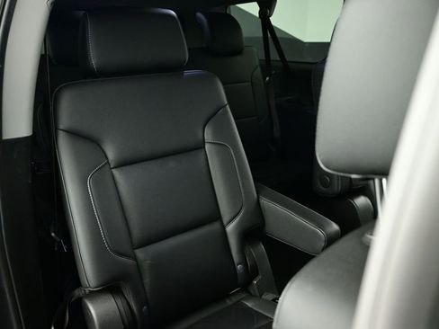 Used 2020 Chevrolet Suburban LT image 66