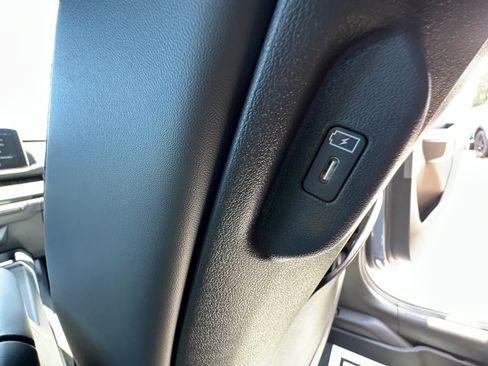New 2027 Kia Seltos X-Line S w/ X-Line S Premium Package AWD/4WD image 17