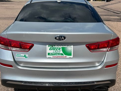 Used 2020 Kia Optima LX image 14
