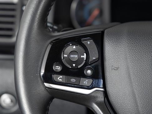 Used 2022 Honda Pilot Touring image 32