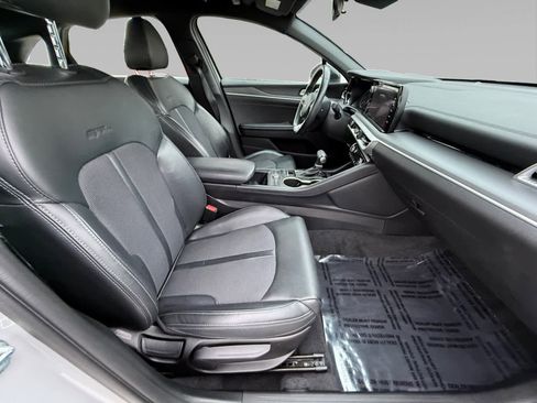 Used 2023 Kia K5 GT-Line image 15