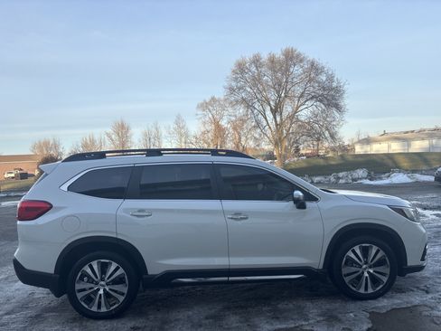 Used 2020 Subaru Ascent Touring w/ Popular Package #2A image 2