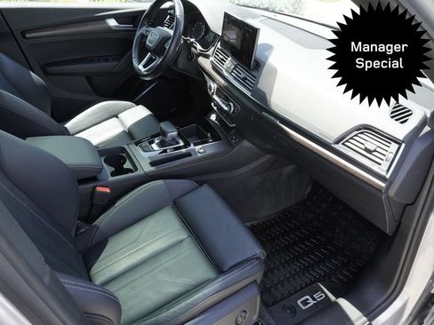 Used 2023 Audi Q5 2.0T Premium w/ Convenience Package AWD/4WD image 22
