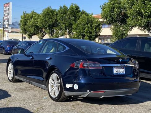 Used 2014 Tesla Model S P85 RWD image 2