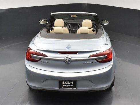 Used 2018 Buick Cascada Premium image 41