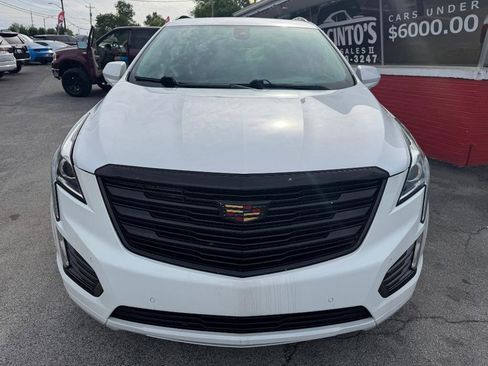 Used 2017 Cadillac XT5 Luxury w/ Driver Awareness Package FWD image 2