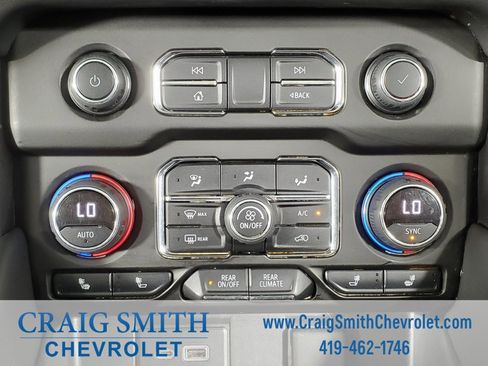 Used 2021 Chevrolet Tahoe Z71 w/ Z71 Signature Package image 25