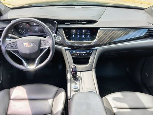 Used 2024 Cadillac XT6 Premium Luxury w/ LPO, Floor Liner Package AWD/4WD image 42