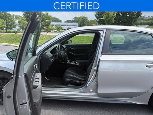 Used 2024 Honda Civic Sport image 11
