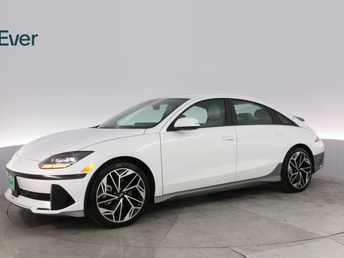 Used 2024 Hyundai Ioniq 6 SEL RWD image 18