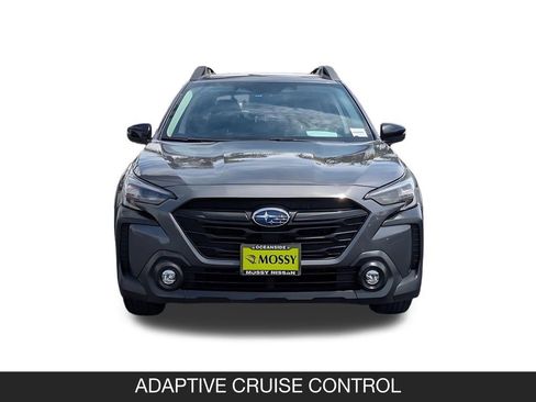 Used 2025 Subaru Outback Onyx Edition AWD/4WD image 5