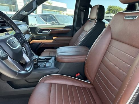 Used 2025 GMC Sierra 1500 Denali Ultimate AWD/4WD image 14