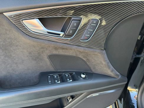 Used 2016 Audi RS 7 Prestige w/ RS 7 Dynamic Package image 14