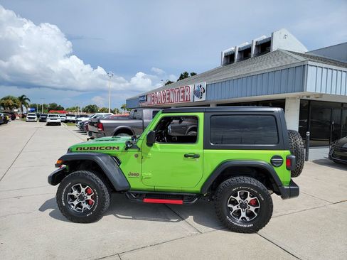 Used 2019 Jeep Wrangler Rubicon AWD/4WD image 2