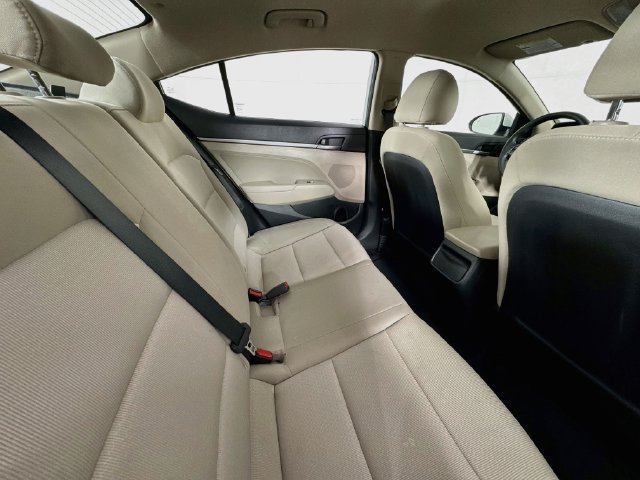 Used 2018 Hyundai Elantra SEL FWD image 22