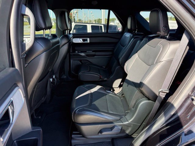 Used 2020 Ford Explorer ST w/ Premium Technology Package AWD/4WD image 13