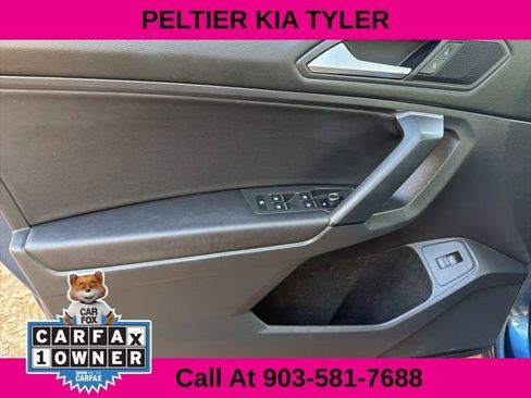 Used 2019 Volkswagen Tiguan SEL image 17