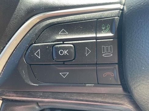 Certified 2021 Jeep Grand Cherokee L Limited w/ Luxury Tech Group II AWD/4WD image 29