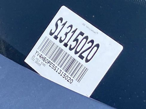 Certified 2025 Volvo XC90 T8 Plus w/ Protection Package Premier image 23