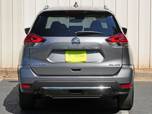 Used 2018 Nissan Rogue SL AWD/4WD image 50