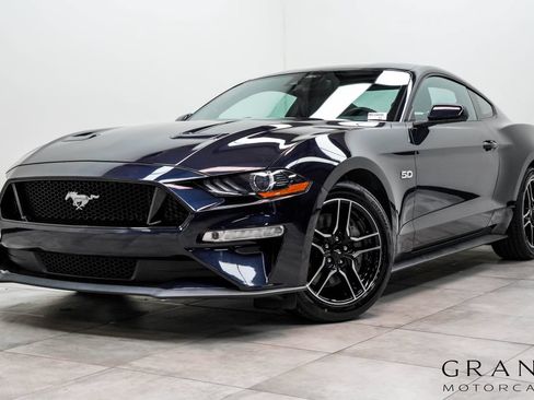 Used 2021 Ford Mustang GT RWD image 1