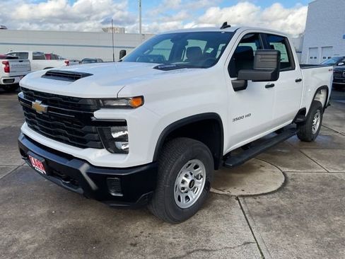 New 2026 Chevrolet Silverado 3500 W/T image 4