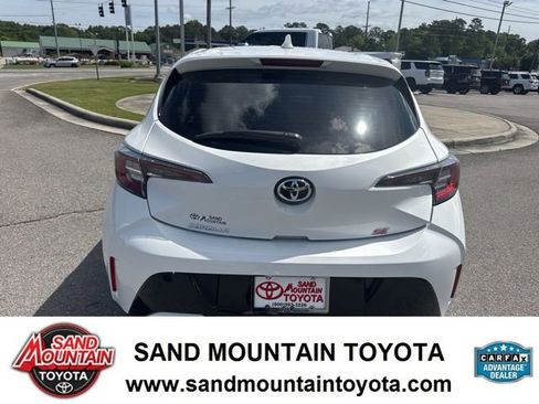 Used 2022 Toyota Corolla SE FWD image 4