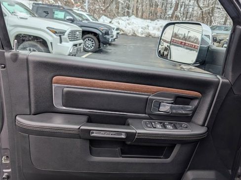 Used 2018 RAM 1500 Laramie w/ Convenience Group image 12